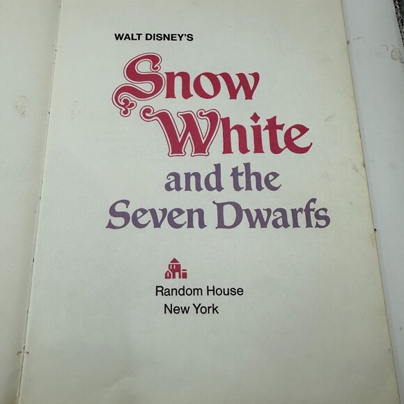 Walt Disneys Snow White & The Seven Dwarfs Hardcover Book Random House 1973 - Picture 5 of 6